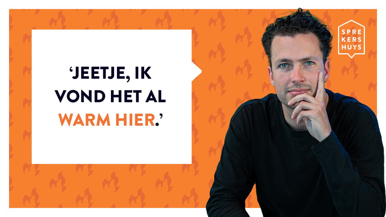 Job van Hooijdonk poserend in zwarte sweater bij oranje achtergrond