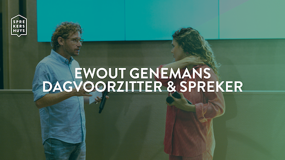 Ewout Genemans aan het spreken met een vrouw met groene gloed over zich met tekst 'Ewout Genemans dagvoorzitter & spreker'