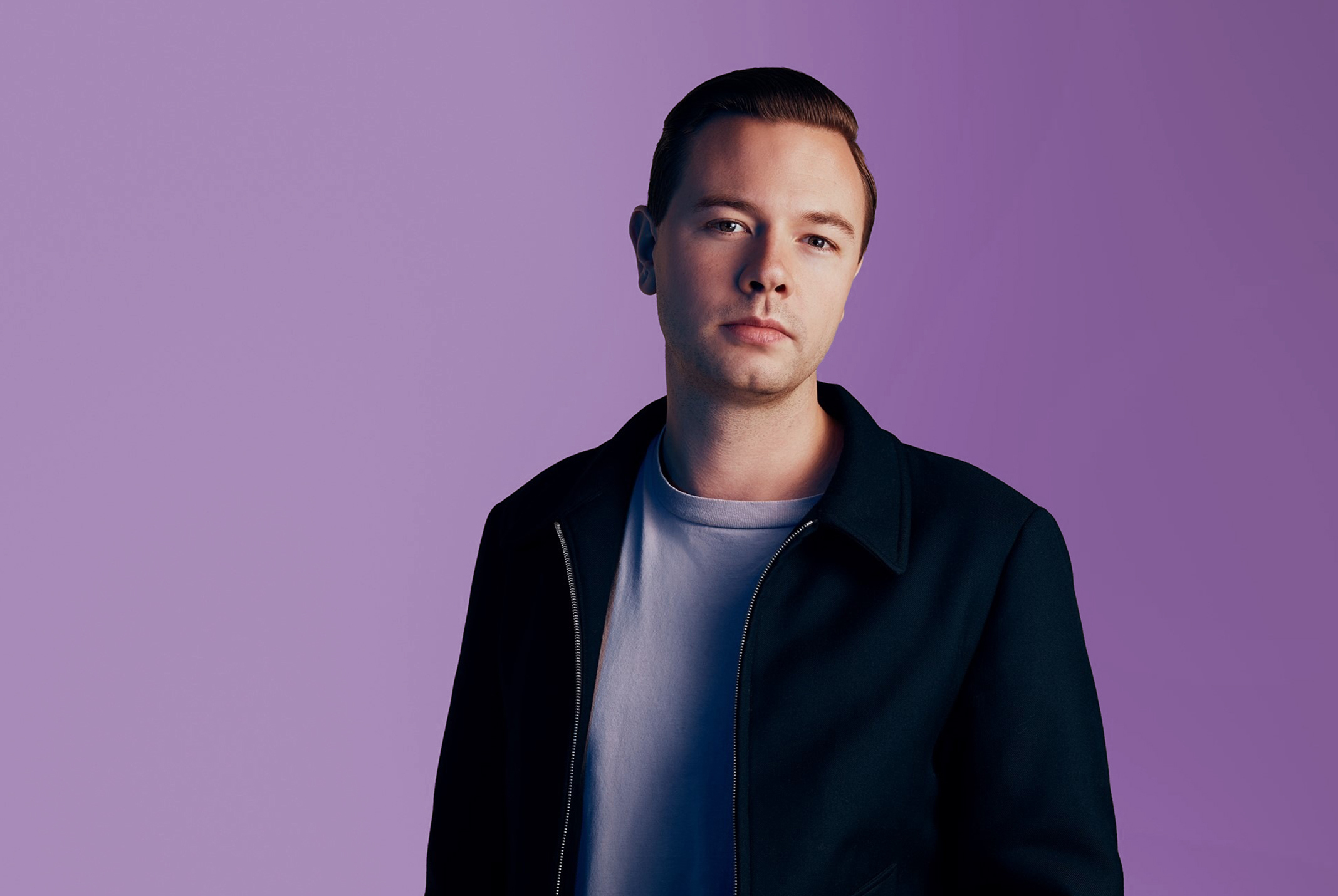 Sam Feldt paarse achtergrond
