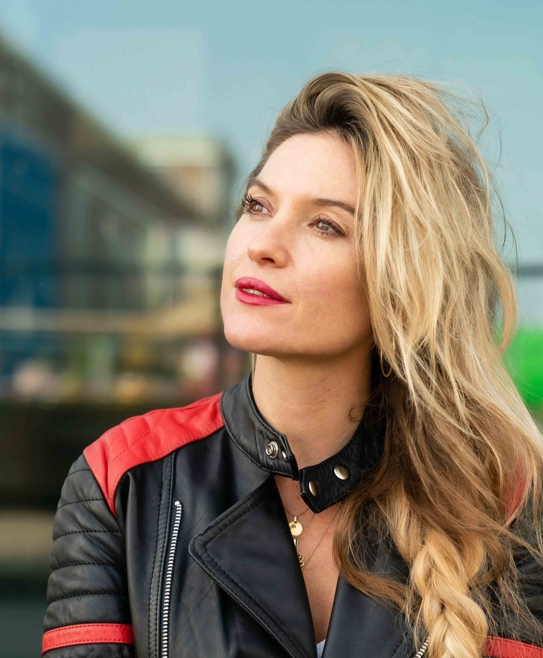 Lauren-Verster-info-1.jpg