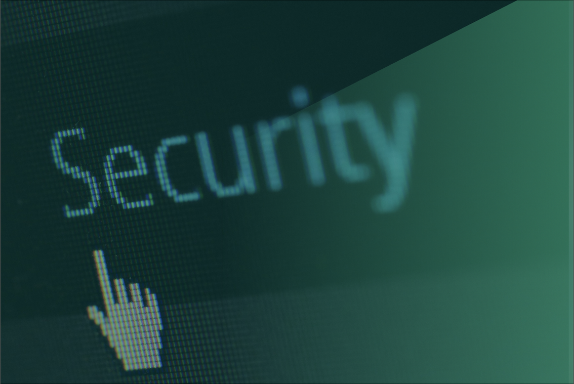 groene achtergrond met muis en security