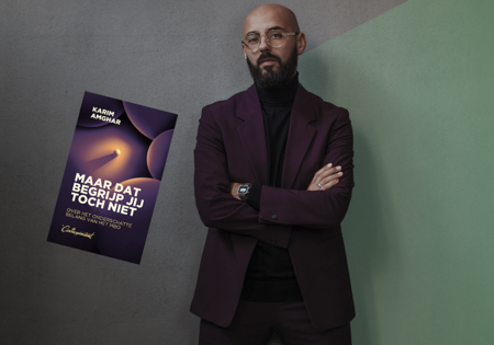 karim amghar met boek