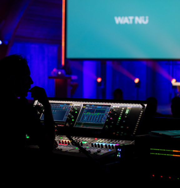 copraloods gevuld met apparatuur en achtergrond